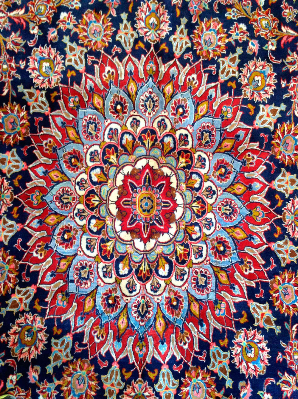Keshan Persian Blue Red White 9-9x17-1 | Manoukian Rugs™ cu