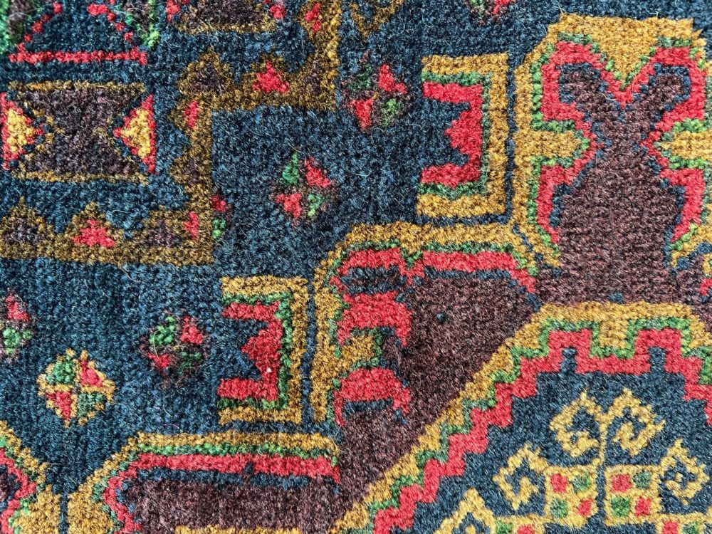 belouch prayer rug 2-10x4-9 cu