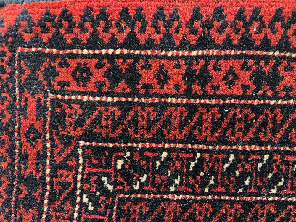 belouch prayer rug 2-10x4-8 corner