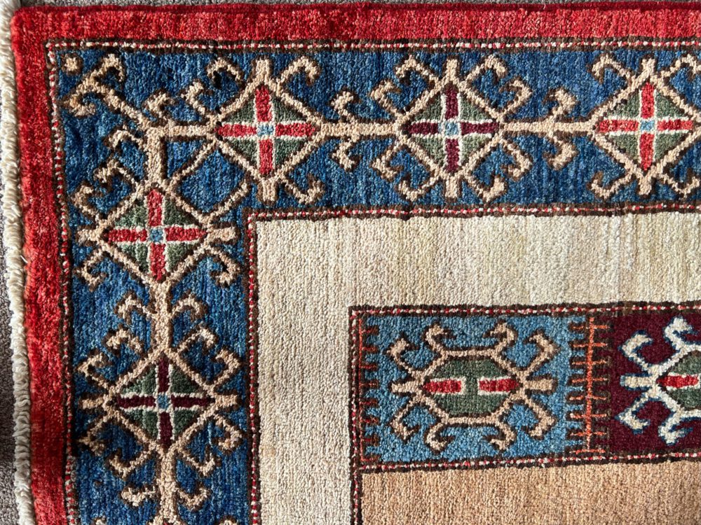 06674 Shawl Afghan Multi-Color 6x8-10 | Manoukian Rugs™ corner